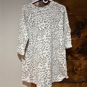 Woman’s Cheetah Tunic